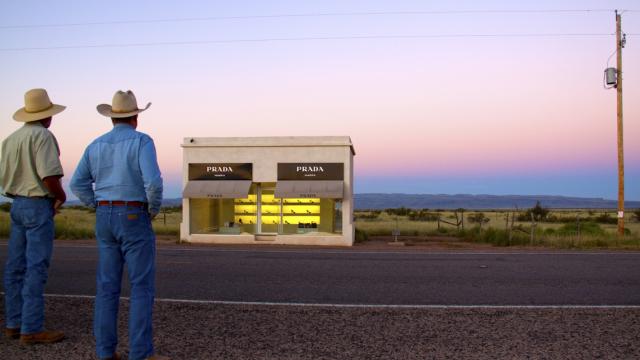 Elmgreen & Dragset, Prada Marfa, 2005