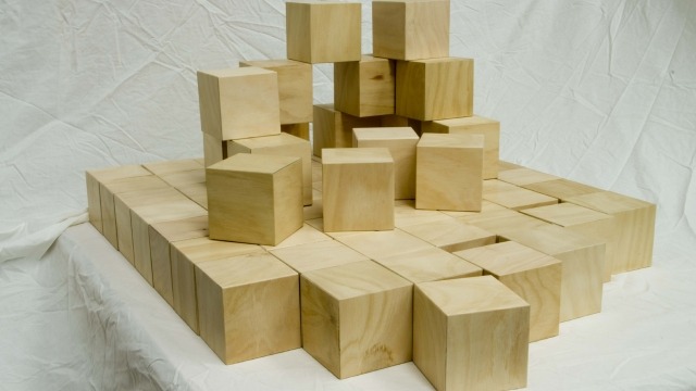 Frank Maconochie, 100 Cubes, 2013, Hoop pine, plywood, 75 x 90 90 cm (overall)