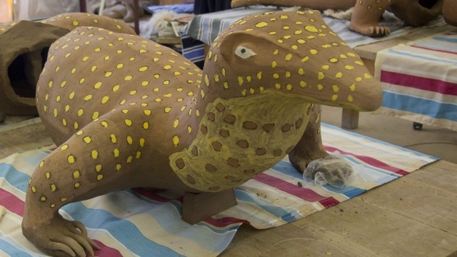 Giant lizards take over Ceramics Workshop