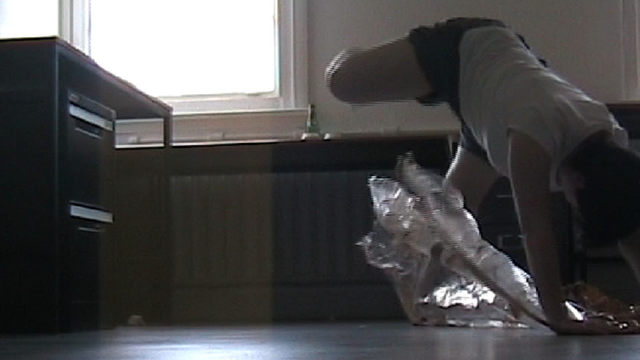 Kate Vassallo,One hour studio: Plastic ground, 2010