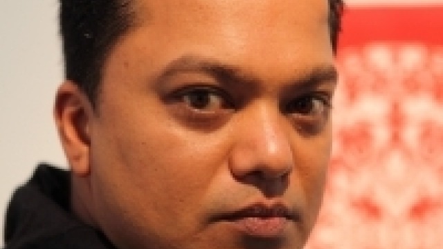 Dr Chaitanya Sambrani presents at APT8 Conference
