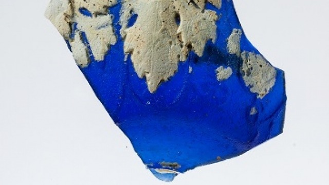 How was cameo glass produced? Associate Professor Richard Whiteley