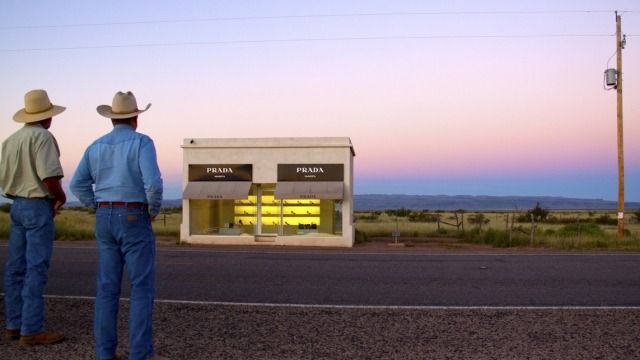 Elmgreen & Dragset, Prada Marfa, 2005